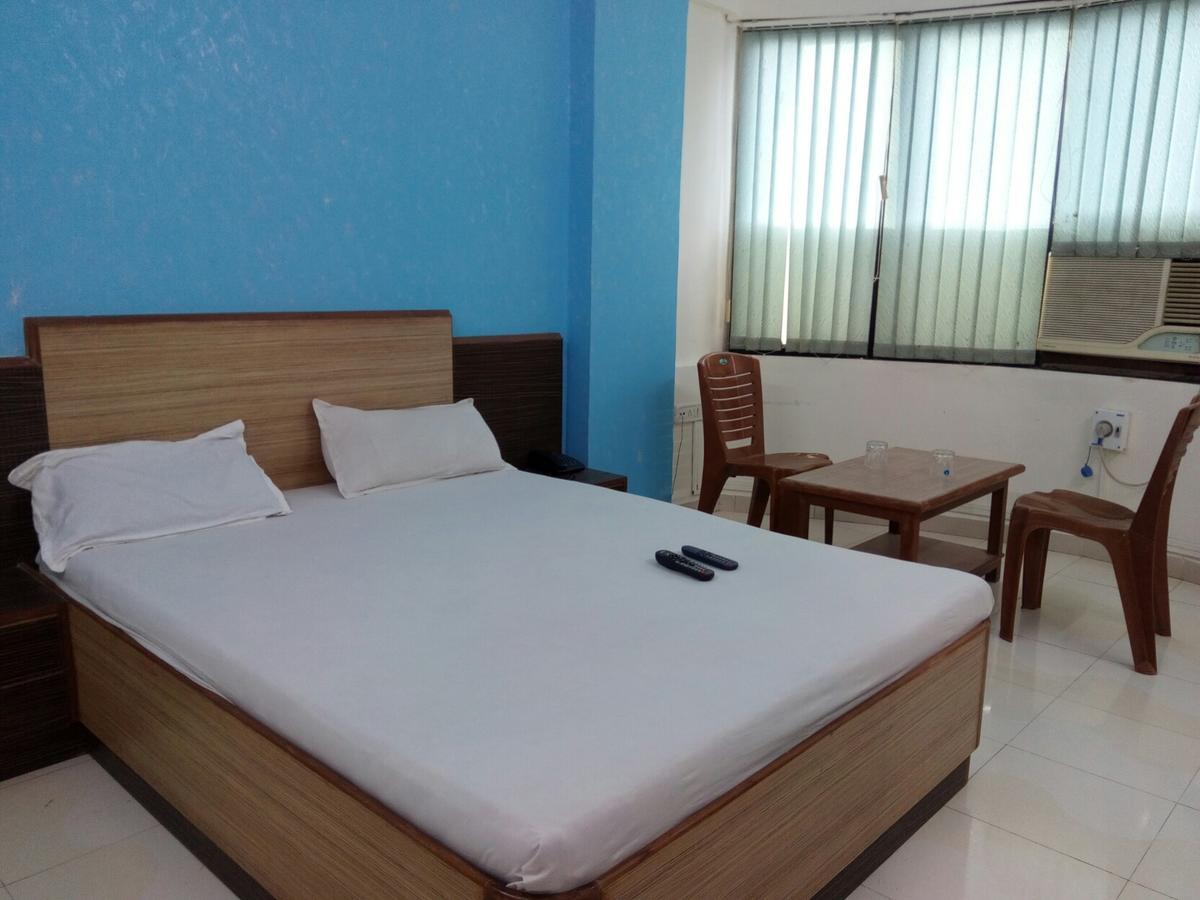 Hotel Sai Samrat Inn Panvel Exterior foto
