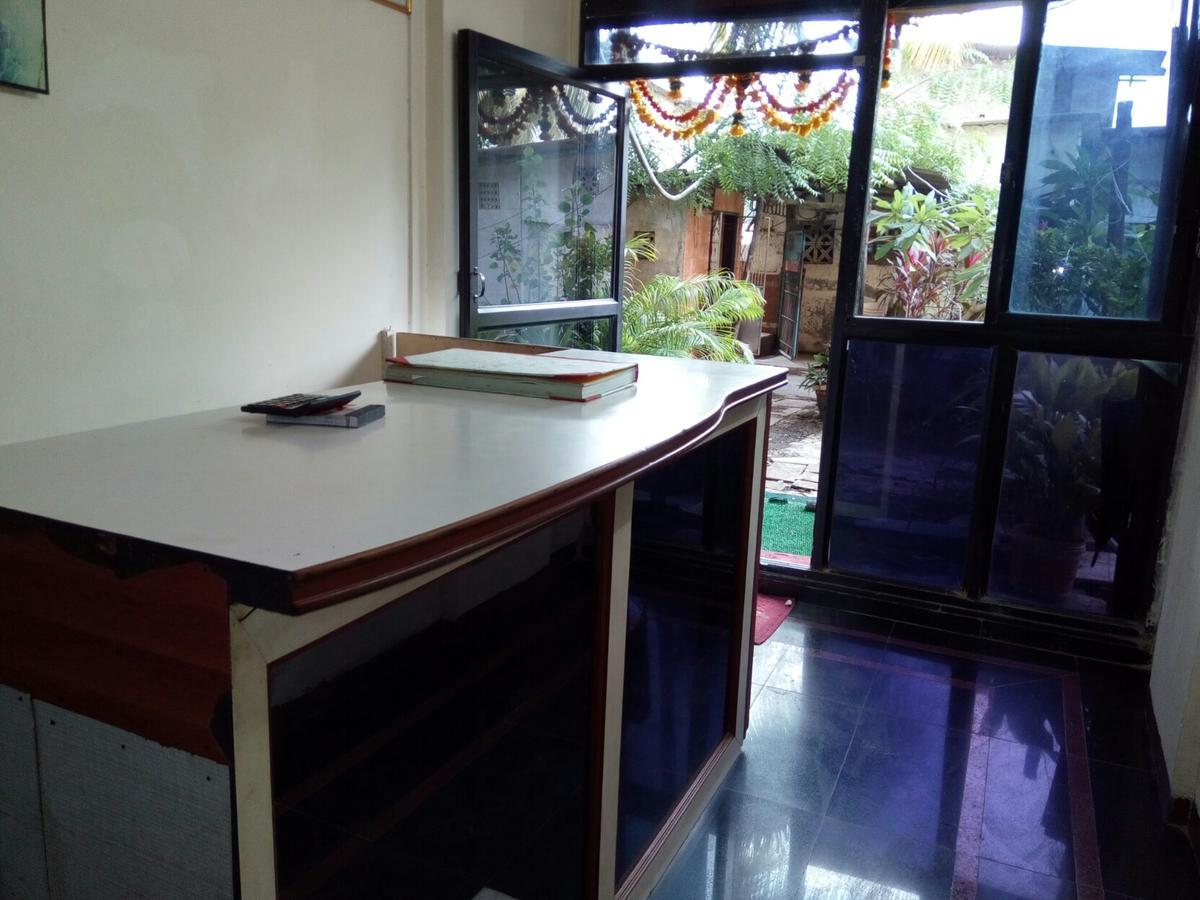 Hotel Sai Samrat Inn Panvel Exterior foto