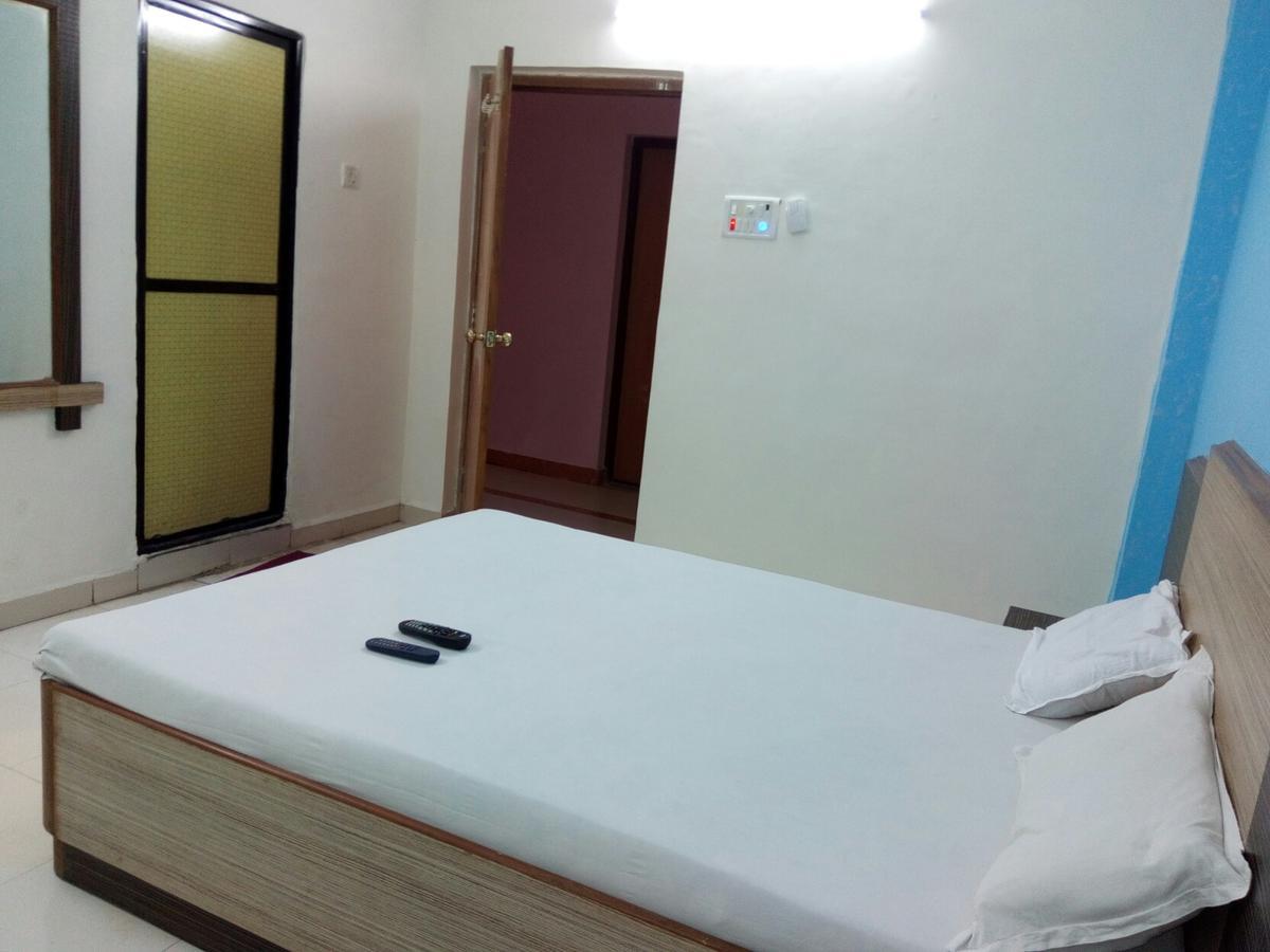 Hotel Sai Samrat Inn Panvel Exterior foto