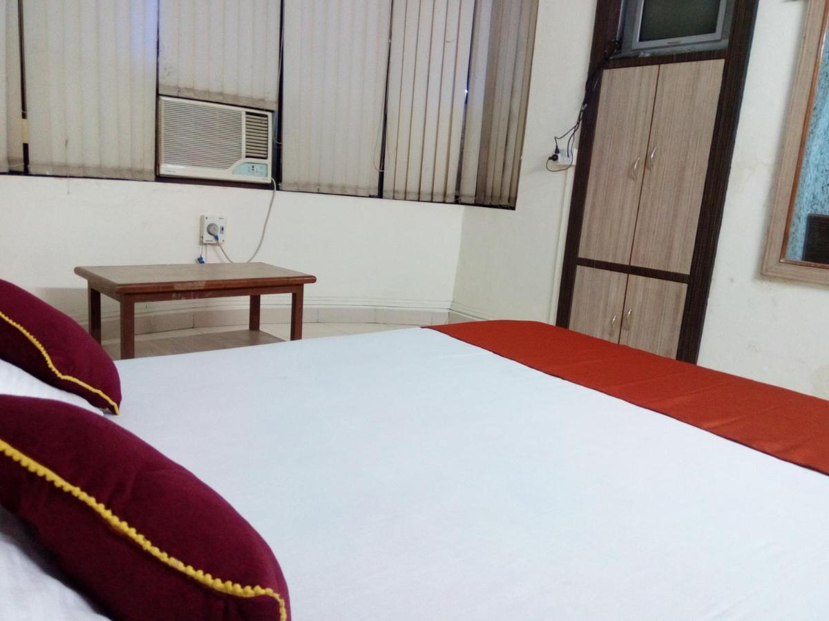 Hotel Sai Samrat Inn Panvel Exterior foto
